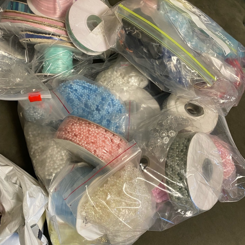 Huge arts and craft lot
